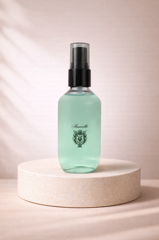 Amavellé long-lasting setting spray to lock in makeup all day